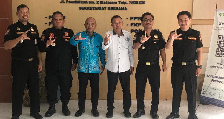 KETUA SENKOM NTB AUDIENSI KE BAKESBANGPOLDAGRI NTB