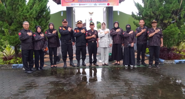 senkom Provinsi NTB memghadiri HUT KBPP..( Keluarga Besar Putra Putri POLRi )